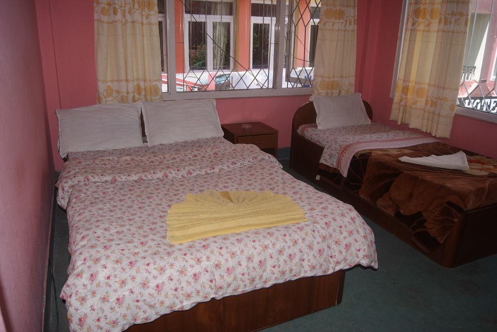 Hotel Pokhara Peace Catmandu Exterior foto
