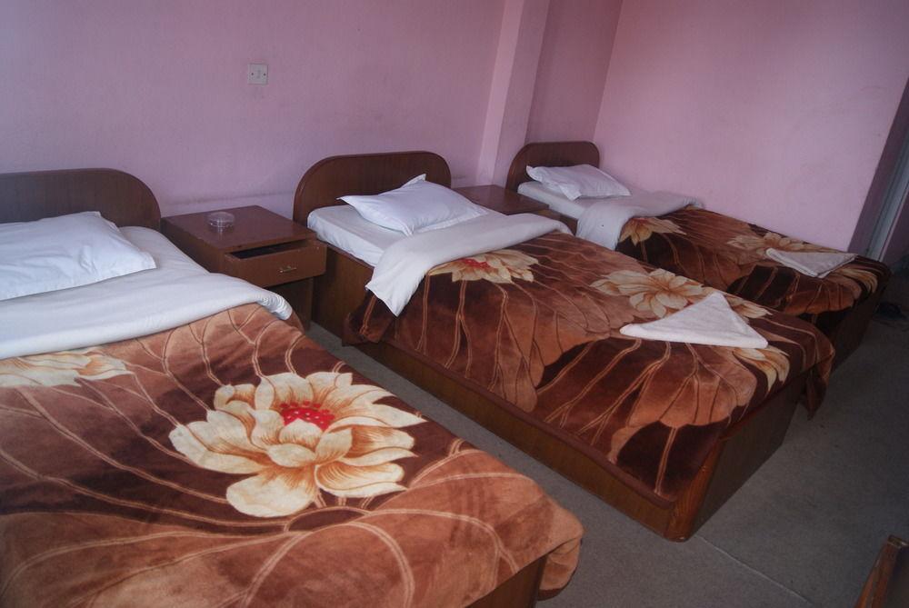 Hotel Pokhara Peace Catmandu Exterior foto