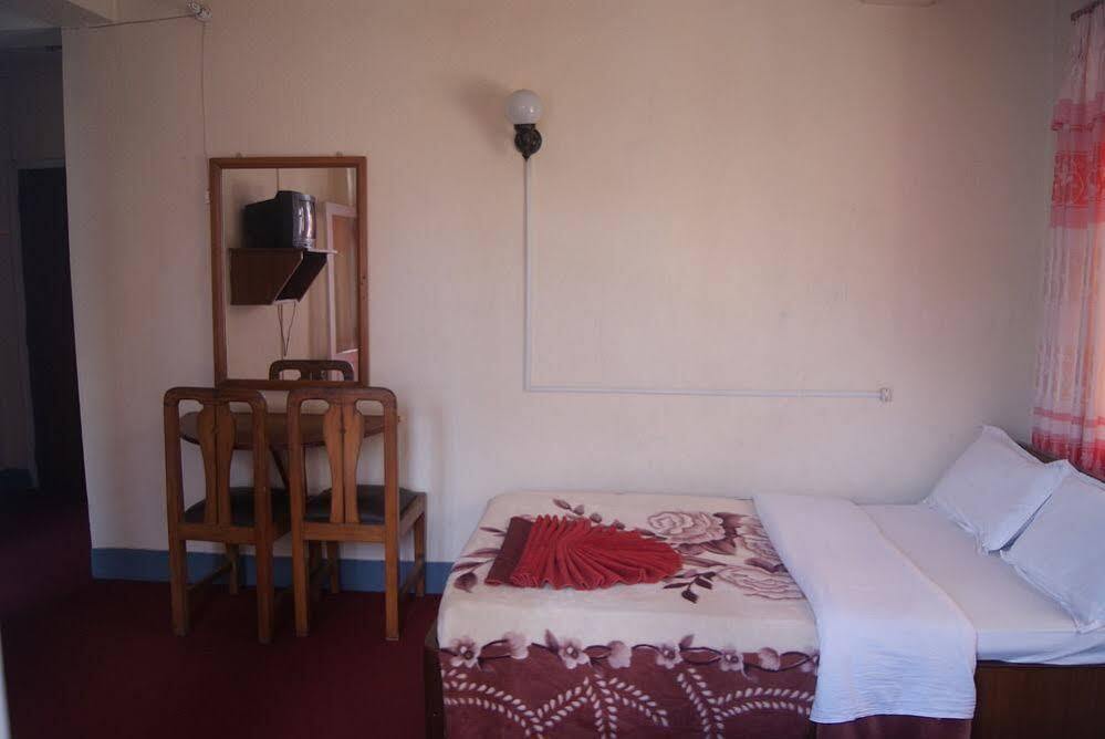 Hotel Pokhara Peace Catmandu Exterior foto